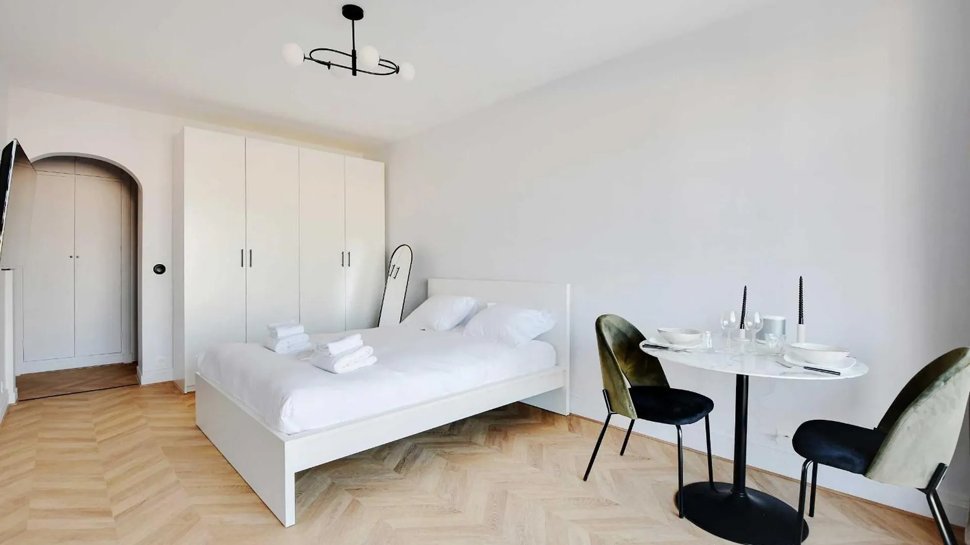Apartment Elegant Studio With Balcony - 2P - Trocadero-Passy Paris France